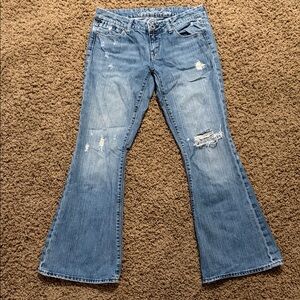 American Eagle Distressed Blue Jeans